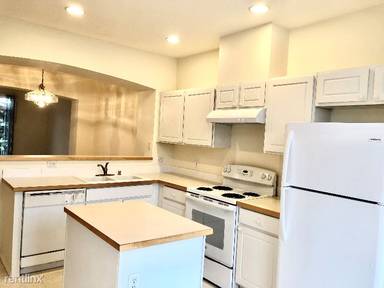 Main picture of 5207 238th Ln SE