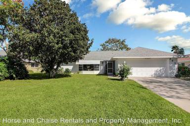 Main picture of 962 Sklar Dr W