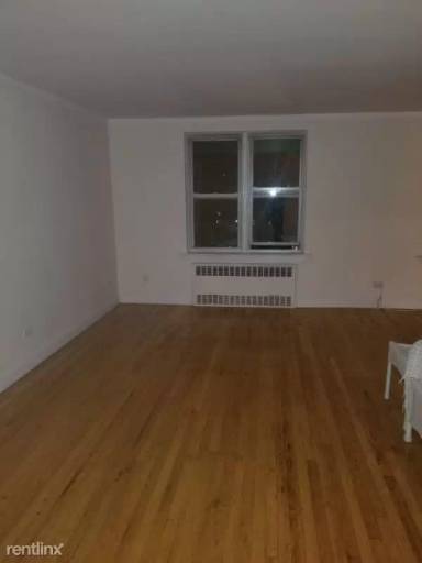 Main picture of 6610 Yellowstone Blvd