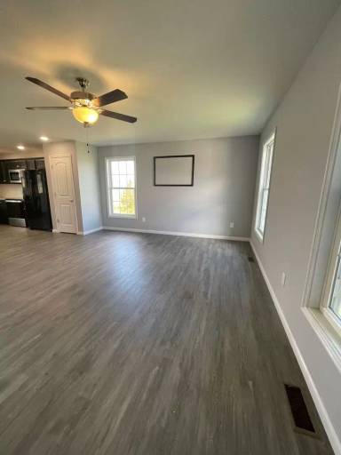 Main picture of 134 Powell Ln