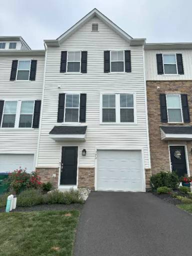 Main picture of 7614 Clayton Ave