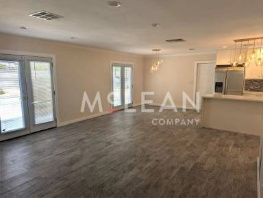 Main picture of 2601 N Cerritos Rd