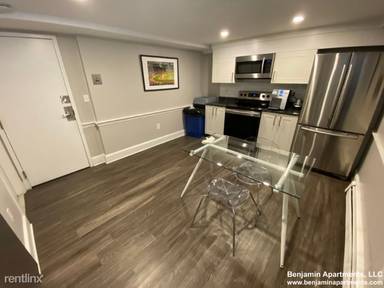 Main picture of 44 Concord Sq