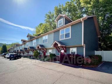 Main picture of 15 Lees Creek Road Unit G