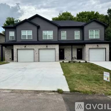 Main picture of 205 Cherry Way