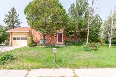 Main picture of 4304 Superior Ave