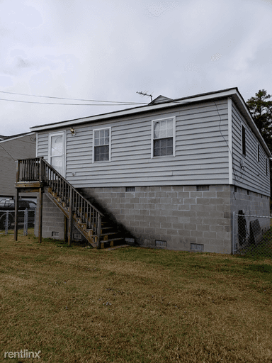 Main picture of 17 Messick Rd