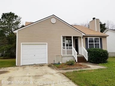 Main picture of 13 Leeward Dr