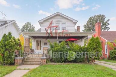 Main picture of 4938 E 109th St