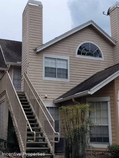 Main picture of 575 Bloomington Ct