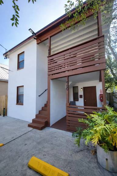 Main picture of 1462 W 5th St