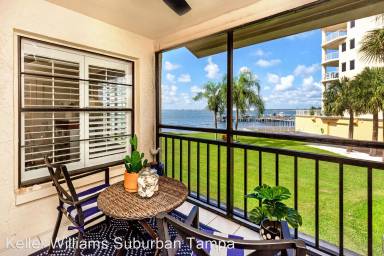 Main picture of 6051 Sun Blvd