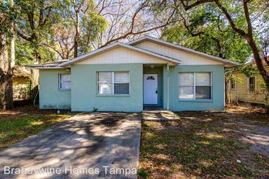 Main picture of 8307 N Klondyke St