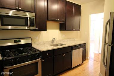 Main picture of 4751 N Troy St
