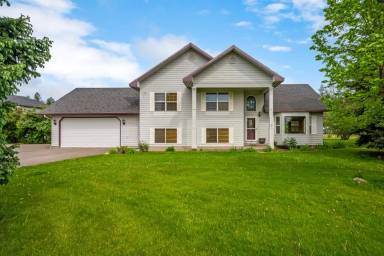 Main picture of 15472 N Ramsey Rd