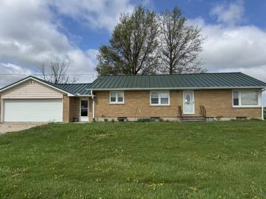 Main picture of 5650 E Kemper Rd