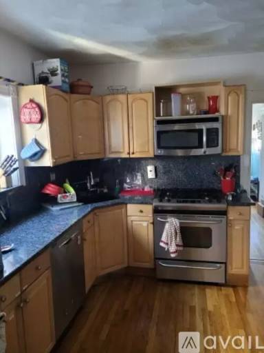 Main picture of 27-29 Cameron Ave