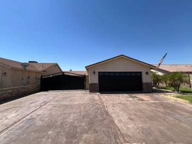 Main picture of 10363 E 38th Pl