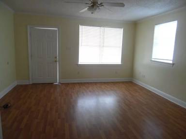 Main picture of 424 Avenue B
