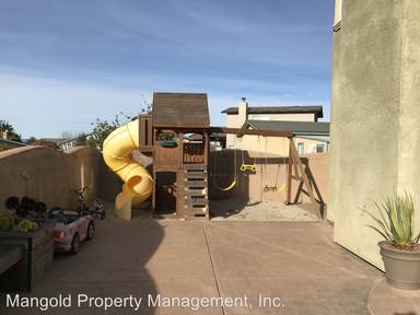 Main picture of 482 Larson Ct