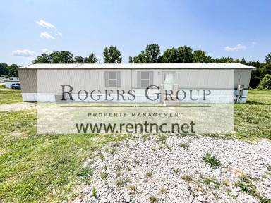 Main picture of 223 Hidden Lake Ln