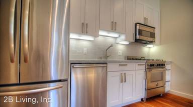 Main picture of 3219 Mission St