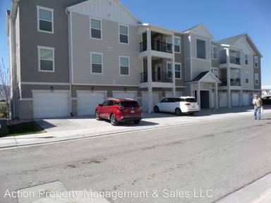 Main picture of 1831 W Newcastle Ln