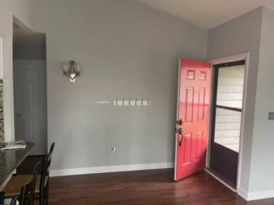 Main picture of 484 Lazywood Ln