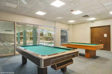 Main picture of 701 Forum Sq