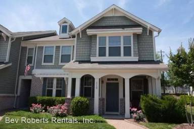 Main picture of 118 Point Comfort Ln