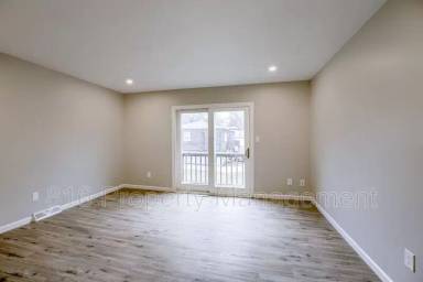 Main picture of 1109 E Sea Ave