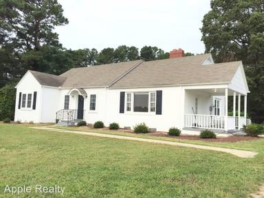 Main picture of 897 Darius Pearce Rd