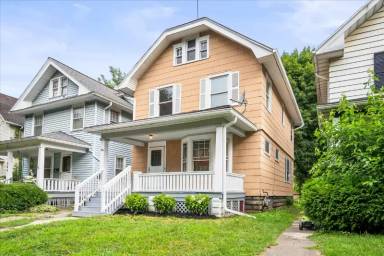 Main picture of 364 Rosewood Ter