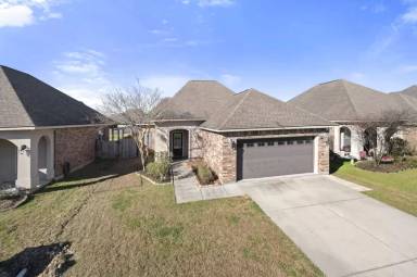 Main picture of 37184 Sills Dr