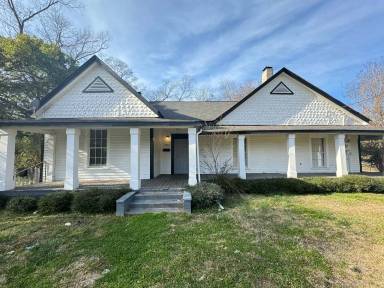 Main picture of 306 Veazey St