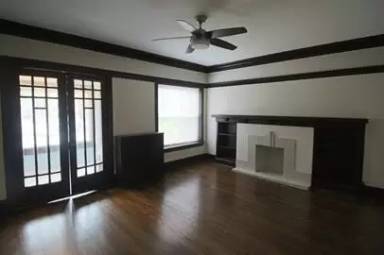 Main picture of 3028 W Wilson Ave