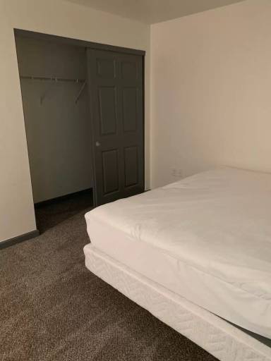 Main picture of 1385 N Virginia St