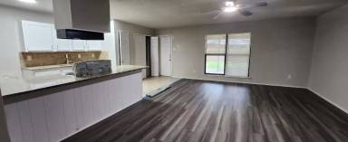 Main picture of 5324 Young Dr