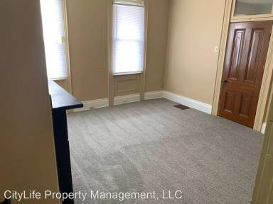 Main picture of 2217 Arlington Ave