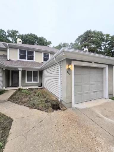 Main picture of 332 Esplanade Pl