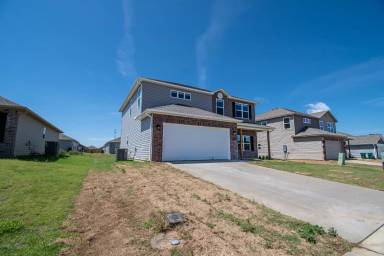 Main picture of 1751 Eveningshade Ln