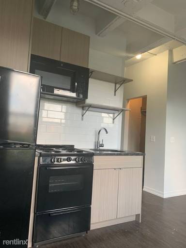 Main picture of 1325 W Wilson Ave Apartments