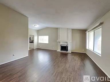 Main picture of 1125 E Hazeltine Ct