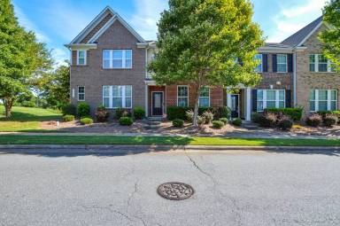 Main picture of 8987 Lanark Ln