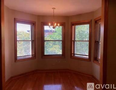 Main picture of 3411 N Elaine Pl