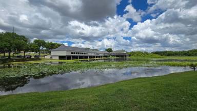 Main picture of 185 N Pearl Lake Cswy