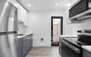 Main picture of 1928 E Cumberland St