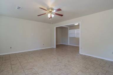 Main picture of 3008 57th St
