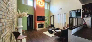 Main picture of 1310 El Camino Real