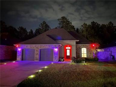 Main picture of 70040 Hirson Ct